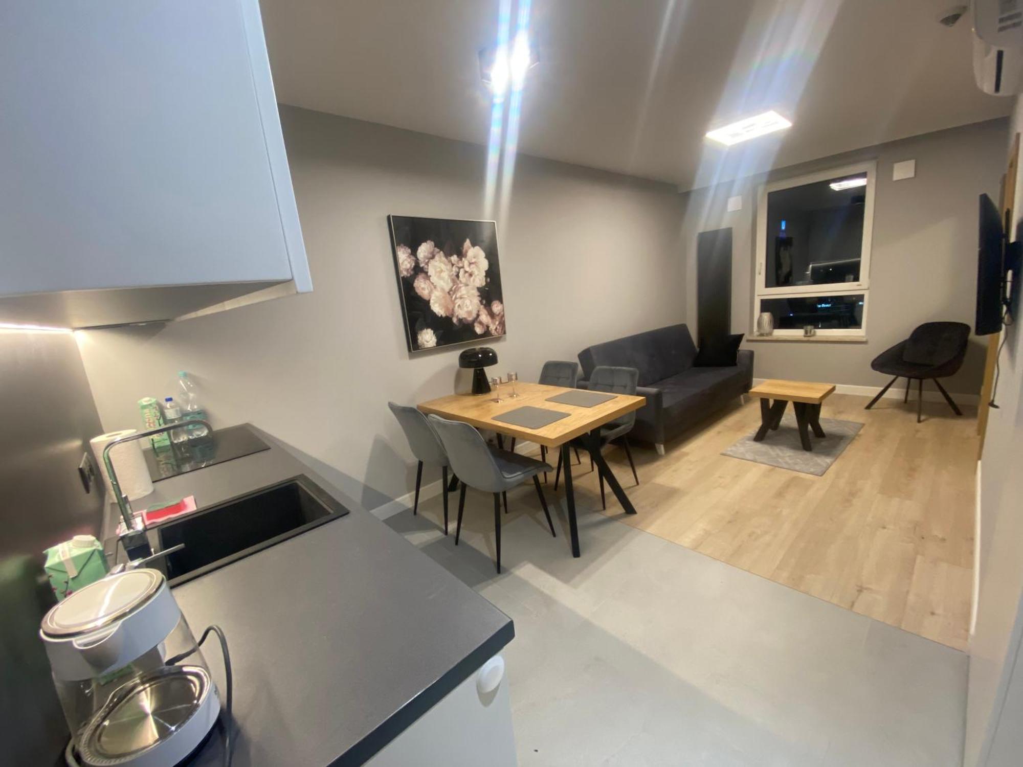 Wiktoryn 6 Piekne Nowe Apartamenty Z Duzymi Balkonami 华沙 外观 照片