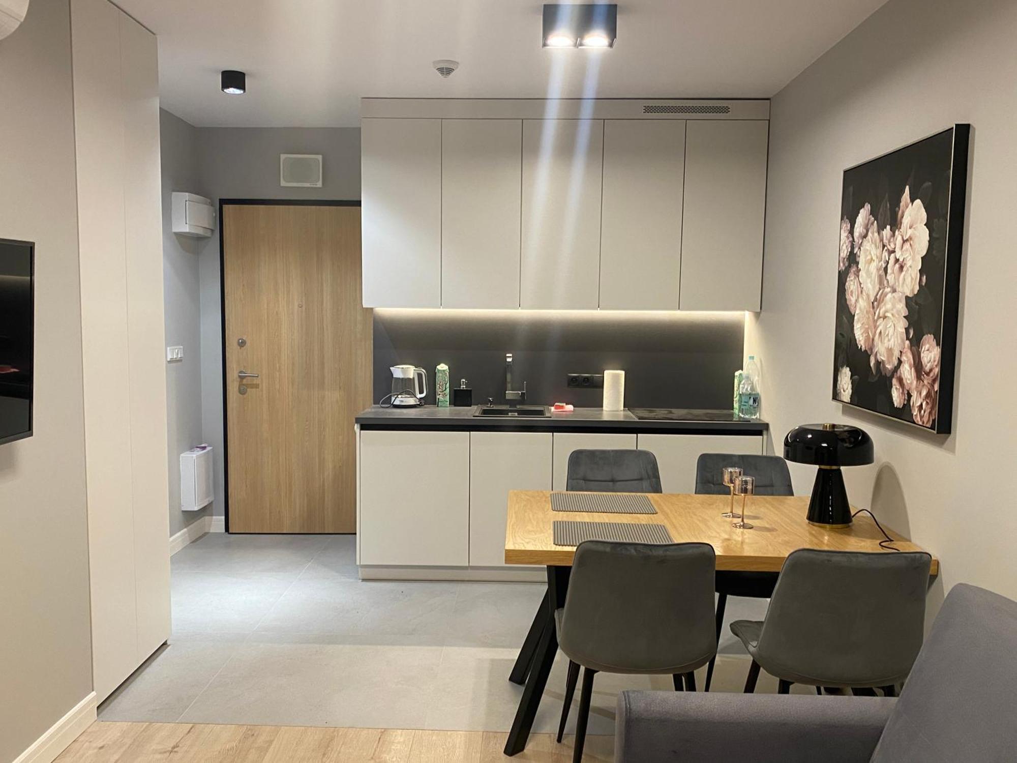 Wiktoryn 6 Piekne Nowe Apartamenty Z Duzymi Balkonami 华沙 外观 照片